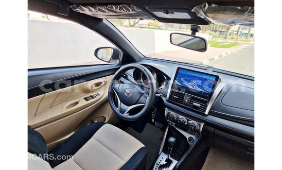 Ra Imported Toyota Yaris funfun Ọkọ̀ in Import - Dubai ni Ashanti Ra Imported Toyota Yaris funfun Ọkọ̀ in Import - Dubai ni Ashanti