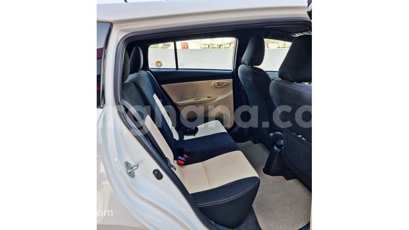 Big with watermark toyota yaris ashanti import dubai 41712