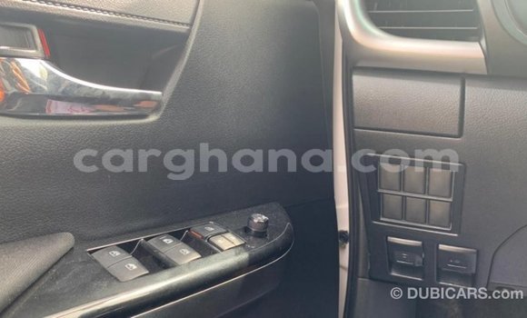 Ra Imported Toyota Hilux funfun Ọkọ̀ in Import - Dubai ni Ashanti Ra Imported Toyota Hilux funfun Ọkọ̀ in Import - Dubai ni Ashanti