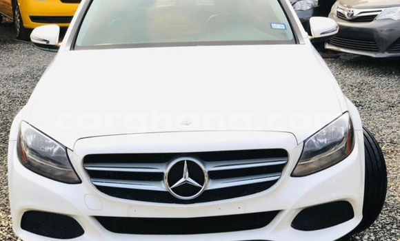 Buy Used Mercedes‒Benz C–Class White Car in Tema in Greater Accra