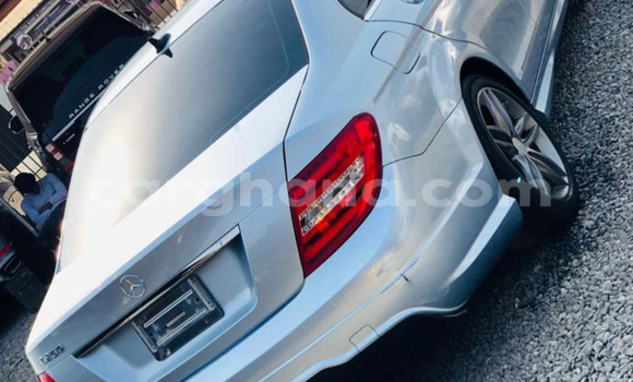 Sayi Na hannu Mercedes‒Benz C–Class Blue Mota in Tema a Greater Accra Sayi Na hannu Mercedes‒Benz C–Class Blue Mota in Tema a Greater Accra