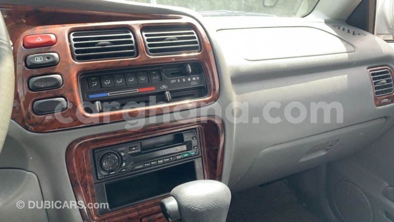 Big with watermark suzuki grand vitara ashanti import dubai 41723