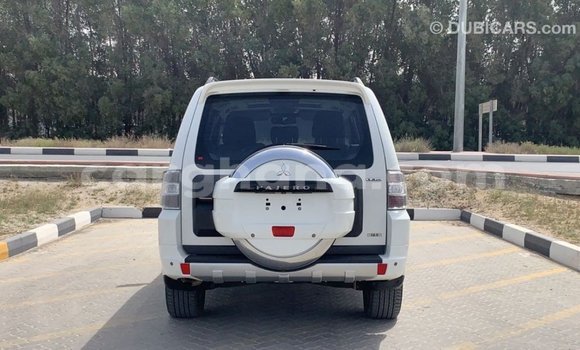 Buy Import Mitsubishi Pajero White Car in Import - Dubai in Ashanti Buy Import Mitsubishi Pajero White Car in Import - Dubai in Ashanti
