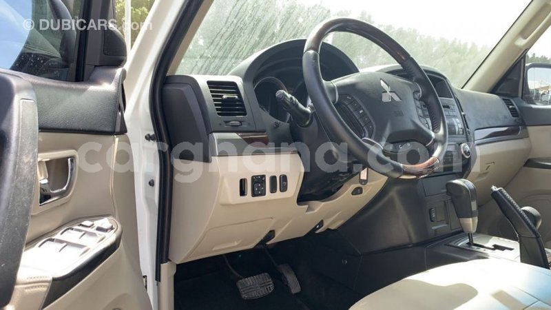 Big with watermark mitsubishi pajero ashanti import dubai 41726