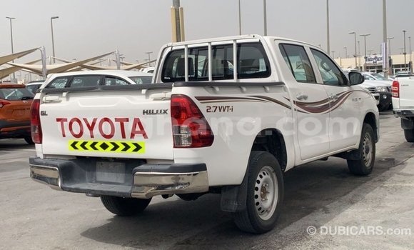 Sayi Imported Toyota Hilux White Mota in Import - Dubai a Ashanti Sayi Imported Toyota Hilux White Mota in Import - Dubai a Ashanti