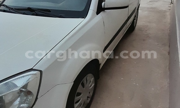 Sayi Na hannu Kia Rio White Mota in Accra a Greater Accra Sayi Na hannu Kia Rio White Mota in Accra a Greater Accra