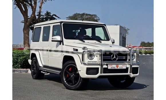 Sayi Imported Mercedes-Benz A200 White Mota in Import - Dubai a Ashanti