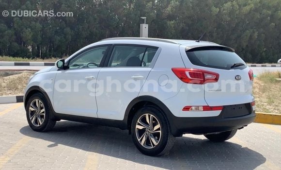 Ra Imported Kia Sportage funfun Ọkọ̀ in Import - Dubai ni Ashanti Ra Imported Kia Sportage funfun Ọkọ̀ in Import - Dubai ni Ashanti