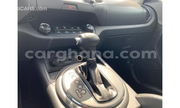 Ra Imported Kia Sportage funfun Ọkọ̀ in Import - Dubai ni Ashanti Ra Imported Kia Sportage funfun Ọkọ̀ in Import - Dubai ni Ashanti