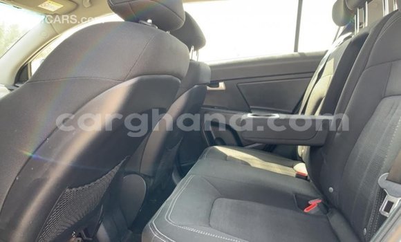 Ra Imported Kia Sportage funfun Ọkọ̀ in Import - Dubai ni Ashanti Ra Imported Kia Sportage funfun Ọkọ̀ in Import - Dubai ni Ashanti