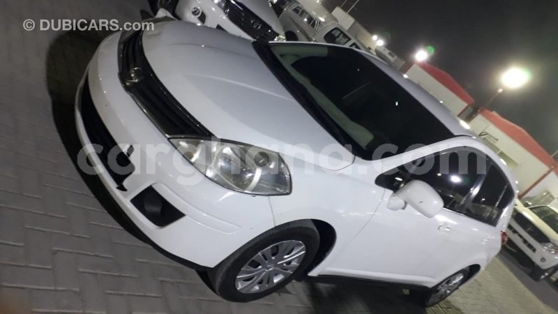 Big with watermark nissan tiida ashanti import dubai 41781