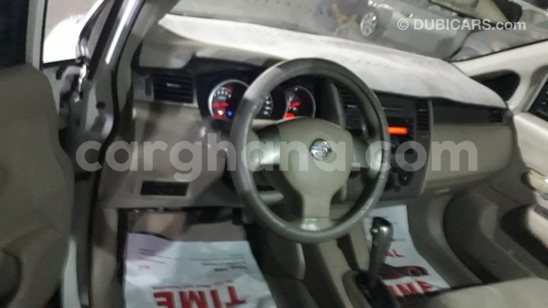 Big with watermark nissan tiida ashanti import dubai 41781