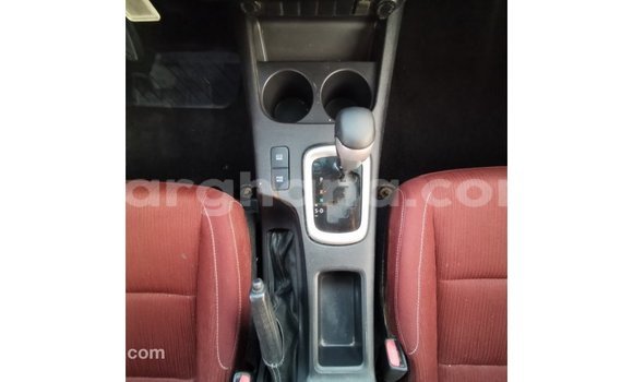 Ra Imported Toyota Hilux funfun Ọkọ̀ in Import - Dubai ni Ashanti Ra Imported Toyota Hilux funfun Ọkọ̀ in Import - Dubai ni Ashanti