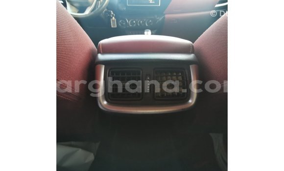 Ra Imported Toyota Hilux funfun Ọkọ̀ in Import - Dubai ni Ashanti Ra Imported Toyota Hilux funfun Ọkọ̀ in Import - Dubai ni Ashanti