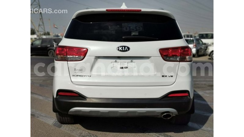 Big with watermark kia sorento ashanti import dubai 41786