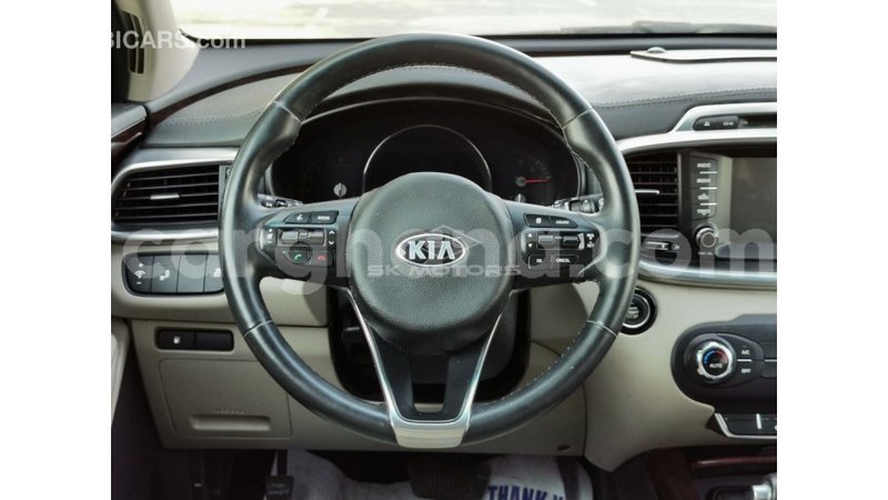 Big with watermark kia sorento ashanti import dubai 41786