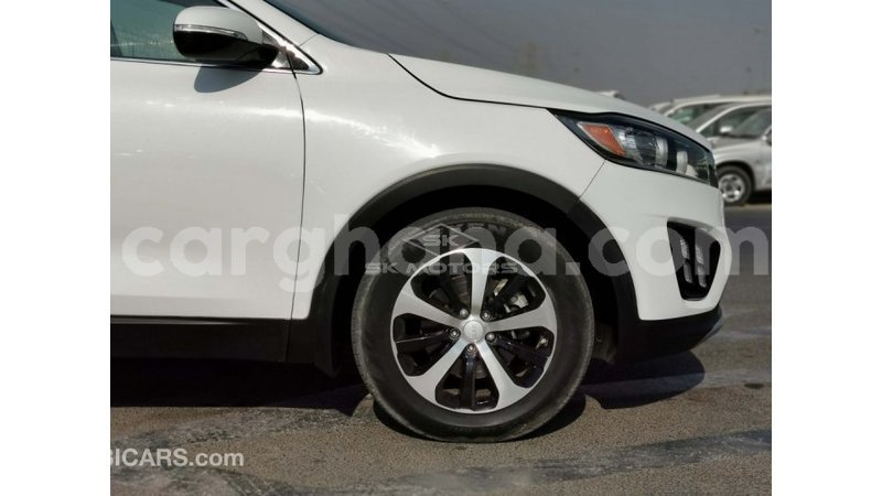 Big with watermark kia sorento ashanti import dubai 41786