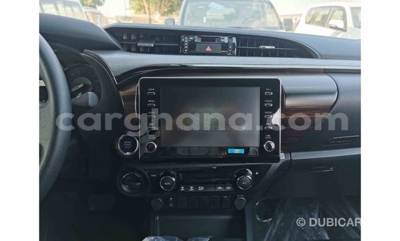 Sayi Imported Toyota Hilux Brown Mota in Import - Dubai a Ashanti Sayi Imported Toyota Hilux Brown Mota in Import - Dubai a Ashanti