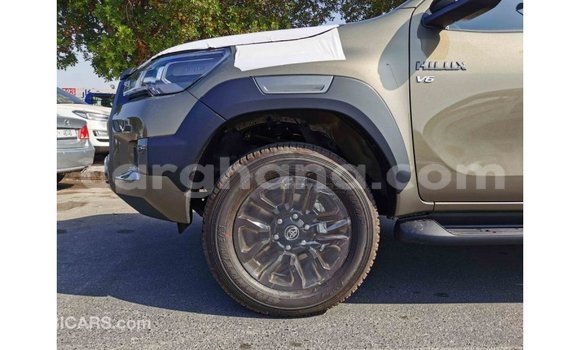 Sayi Imported Toyota Hilux Brown Mota in Import - Dubai a Ashanti Sayi Imported Toyota Hilux Brown Mota in Import - Dubai a Ashanti