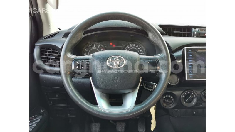 Big with watermark toyota hilux ashanti import dubai 41801