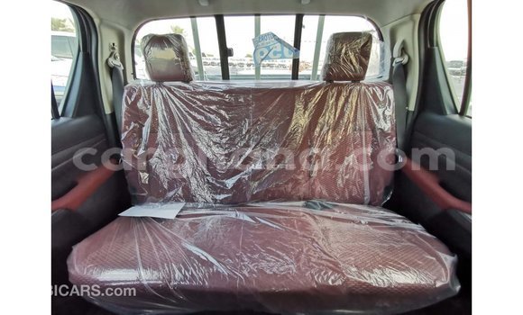 Buy Import Toyota Hilux White Car in Import - Dubai in Ashanti Buy Import Toyota Hilux White Car in Import - Dubai in Ashanti