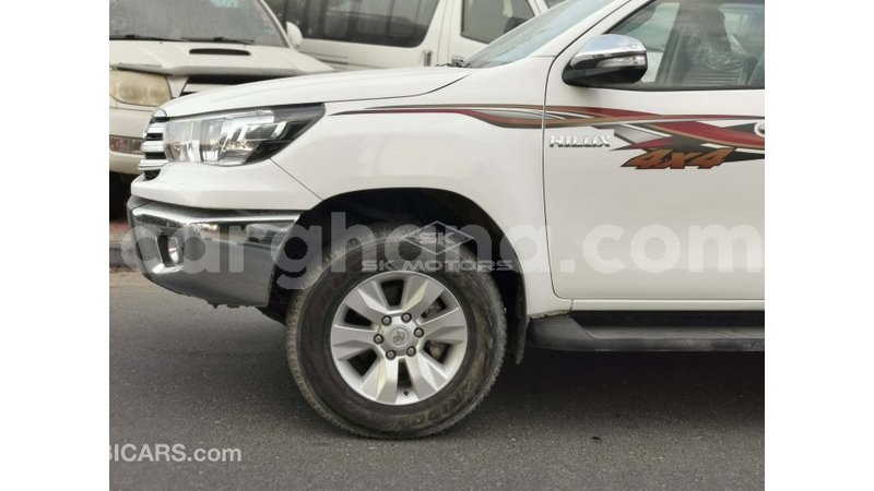 Big with watermark toyota hilux ashanti import dubai 41801