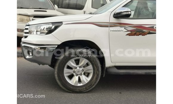 Buy Import Toyota Hilux White Car in Import - Dubai in Ashanti Buy Import Toyota Hilux White Car in Import - Dubai in Ashanti