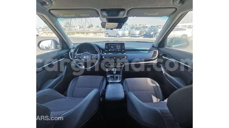 Big with watermark kia rio ashanti import dubai 41812