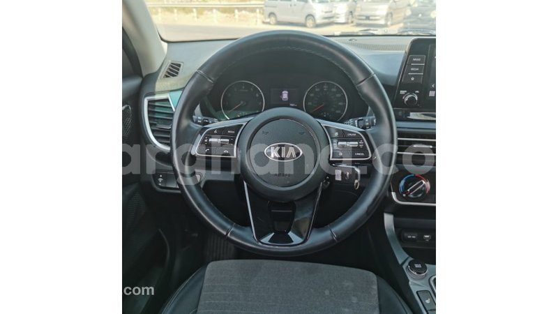 Big with watermark kia rio ashanti import dubai 41812