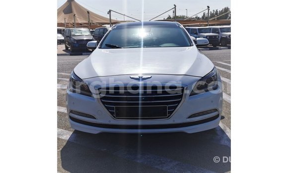 Sayi Imported Hyundai Genesis White Mota in Import - Dubai a Ashanti Sayi Imported Hyundai Genesis White Mota in Import - Dubai a Ashanti