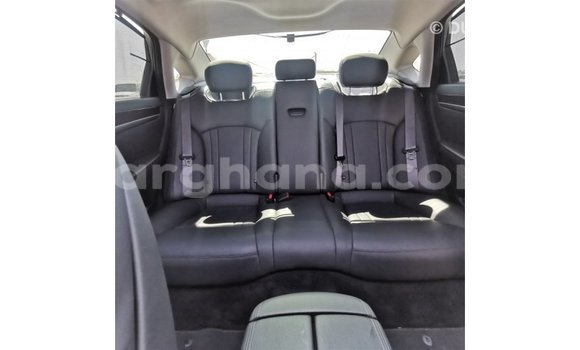 Sayi Imported Hyundai Genesis White Mota in Import - Dubai a Ashanti Sayi Imported Hyundai Genesis White Mota in Import - Dubai a Ashanti