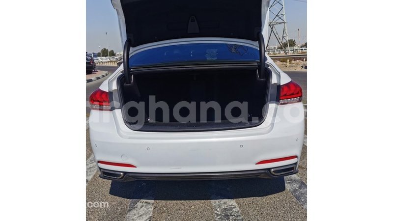 Big with watermark hyundai genesis ashanti import dubai 41817