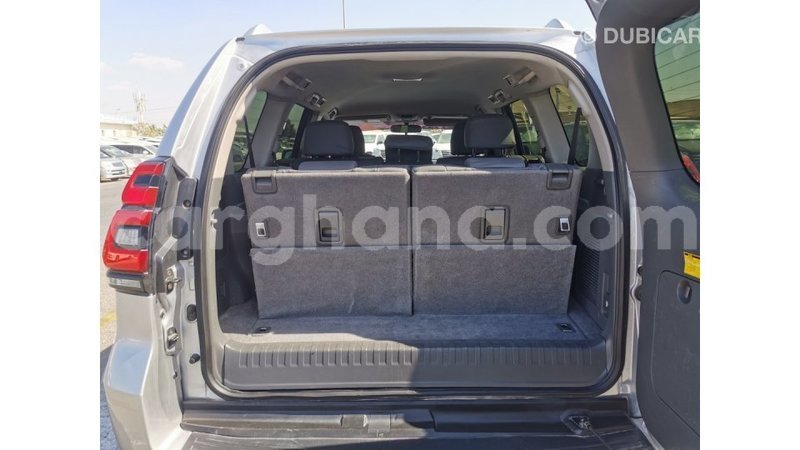 Big with watermark toyota prado ashanti import dubai 41818