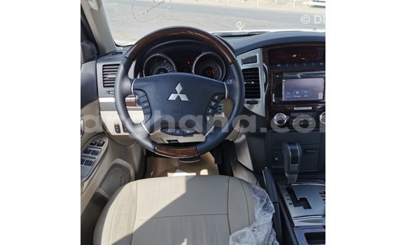 Ra Imported Mitsubishi Pajero funfun Ọkọ̀ in Import - Dubai ni Ashanti Ra Imported Mitsubishi Pajero funfun Ọkọ̀ in Import - Dubai ni Ashanti