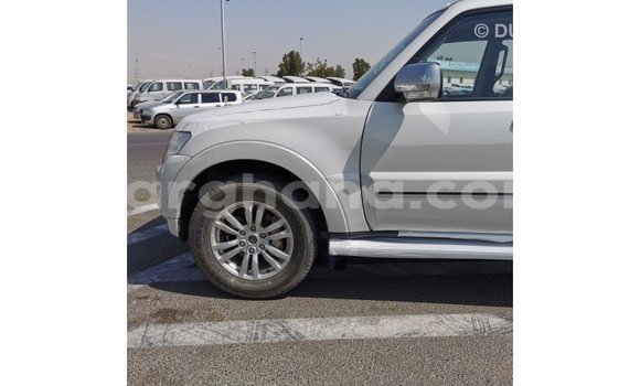 Ra Imported Mitsubishi Pajero funfun Ọkọ̀ in Import - Dubai ni Ashanti Ra Imported Mitsubishi Pajero funfun Ọkọ̀ in Import - Dubai ni Ashanti