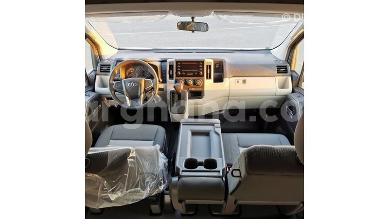 Big with watermark toyota hiace ashanti import dubai 41820