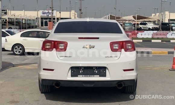 Sayi Imported Chevrolet Malibu White Mota in Import - Dubai a Ashanti Sayi Imported Chevrolet Malibu White Mota in Import - Dubai a Ashanti