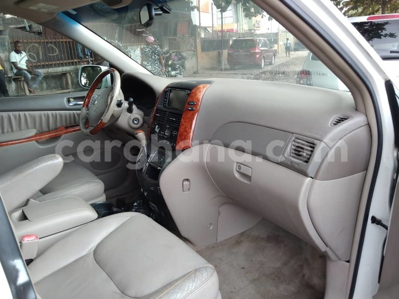 Big with watermark toyota sienna western sekondi takoradi metropolitan 41843