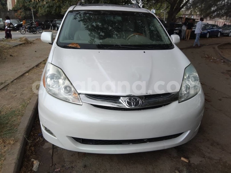 Big with watermark toyota sienna western sekondi takoradi metropolitan 41843