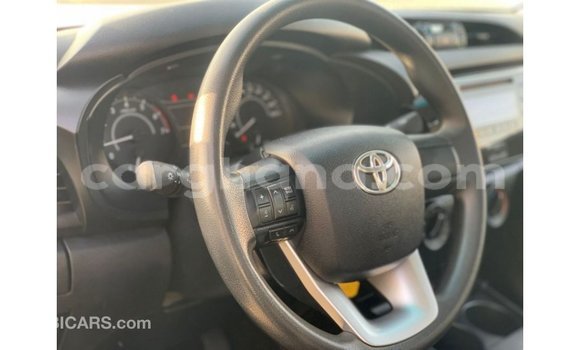 Ra Imported Toyota Hilux funfun Ọkọ̀ in Import - Dubai ni Ashanti Ra Imported Toyota Hilux funfun Ọkọ̀ in Import - Dubai ni Ashanti