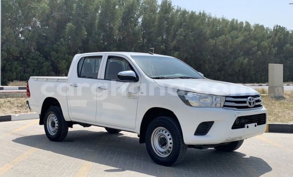 Buy Import Toyota Hilux White Car in Import - Dubai in Ashanti Buy Import Toyota Hilux White Car in Import - Dubai in Ashanti