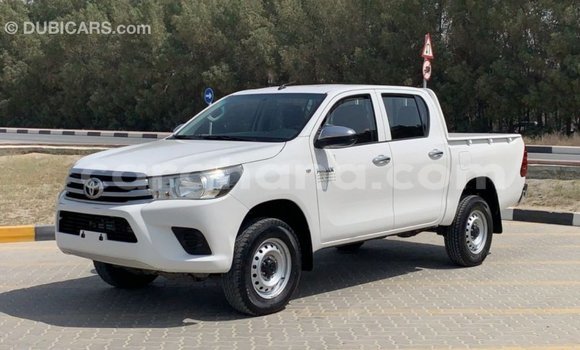 Buy Import Toyota Hilux White Car in Import - Dubai in Ashanti Buy Import Toyota Hilux White Car in Import - Dubai in Ashanti
