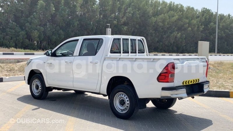 Big with watermark toyota hilux ashanti import dubai 41862