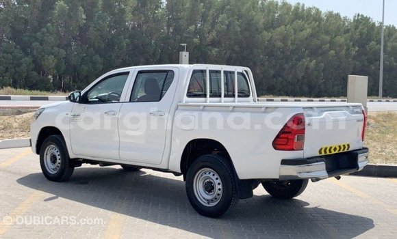 Buy Import Toyota Hilux White Car in Import - Dubai in Ashanti Buy Import Toyota Hilux White Car in Import - Dubai in Ashanti