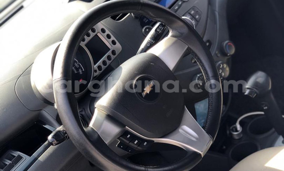 Ra Àlòkù Chevrolet Spark funfun Ọkọ̀ in Tema ni Greater Accra Ra Àlòkù Chevrolet Spark funfun Ọkọ̀ in Tema ni Greater Accra