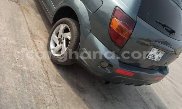 Buy Used Pontiac Vibe Other Car in Pru in Brong-Ahafo Buy Used Pontiac Vibe Other Car in Pru in Brong-Ahafo