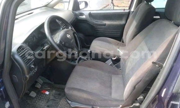 Sayi Na hannu Opel Zafira Red Mota in Accra a Greater Accra Sayi Na hannu Opel Zafira Red Mota in Accra a Greater Accra
