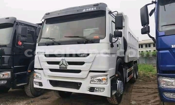 Sayi Sabo Howo Sinotruck Sauran Babbar mota in Accra a Greater Accra Sayi Sabo Howo Sinotruck Sauran Babbar mota in Accra a Greater Accra