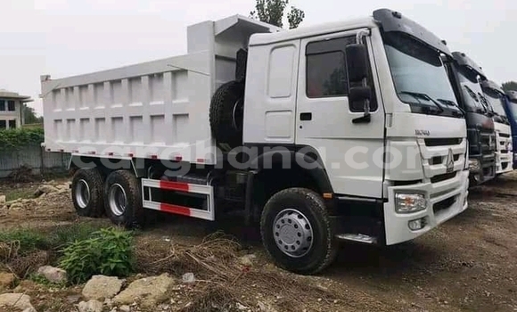 Sayi Sabo Howo Sinotruck Sauran Babbar mota in Accra a Greater Accra Sayi Sabo Howo Sinotruck Sauran Babbar mota in Accra a Greater Accra