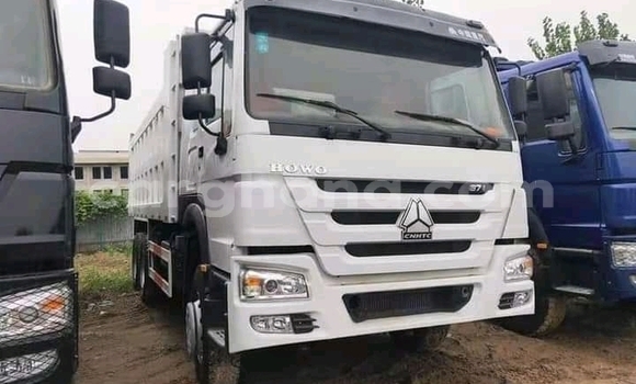 Sayi Sabo Howo Sinotruck Sauran Babbar mota in Accra a Greater Accra Sayi Sabo Howo Sinotruck Sauran Babbar mota in Accra a Greater Accra